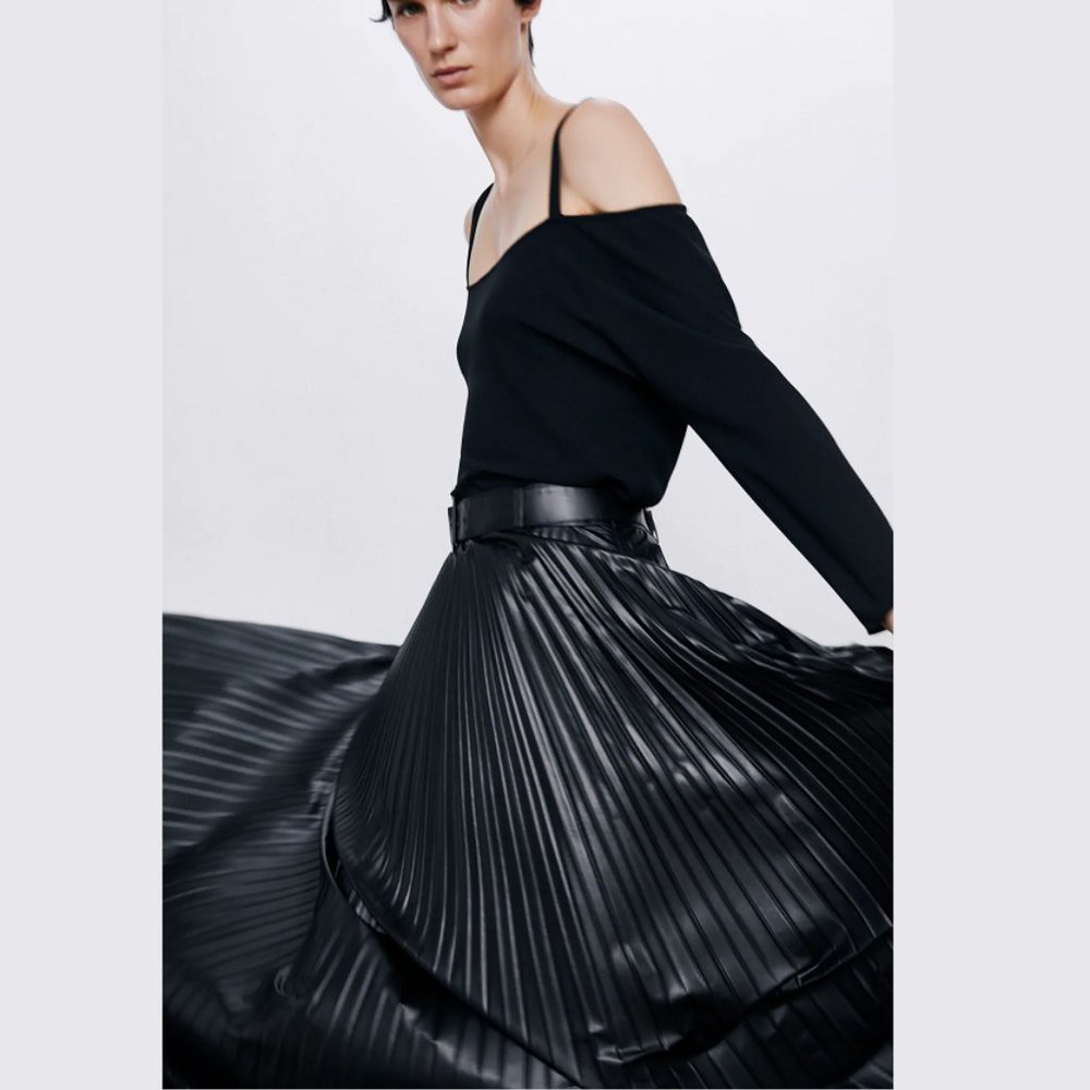 LAST ONE!!! ZARA Faux Leather Pleated Midi Skirt - Picture 5 of 12